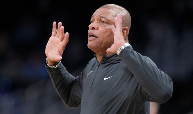 kaiyun-分道扬镳！里弗斯将卸任密尔沃基雄鹿主帅一职
